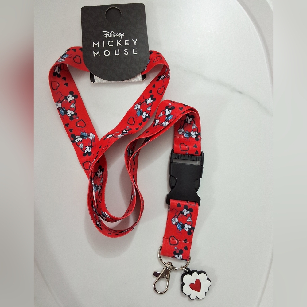 NWT Disney Mickey Mouse & Minnie Mouse Red Lanyard Removable Keychain
